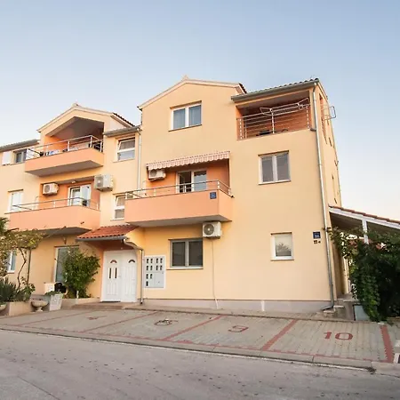 Apartment Monika