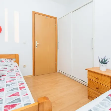 Apartment Monika